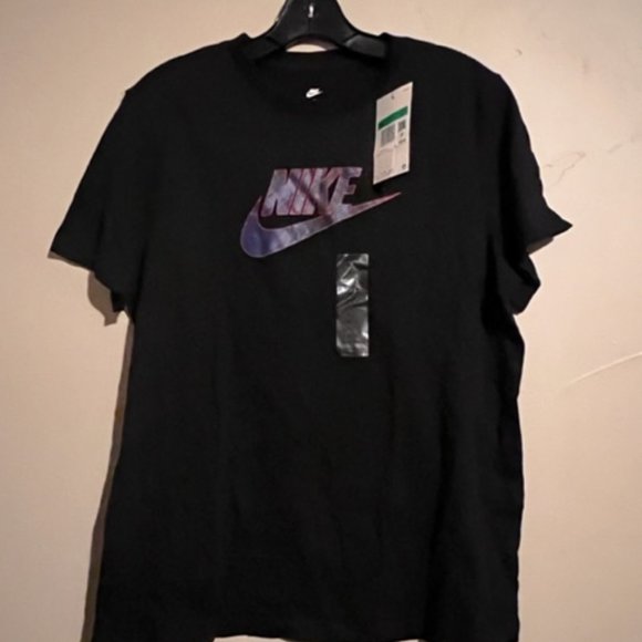 Nike Tops - NIKE Tshirt NWT XL